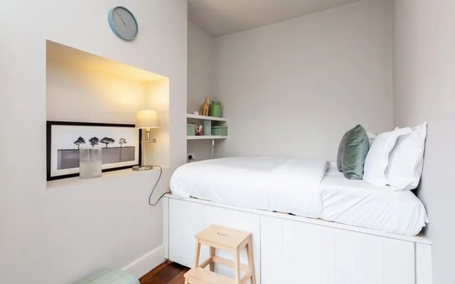 Vauxhall Park Views - 2 Bed Flat by BaseToGo