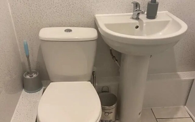 Remarkable 3-bed House in Liverpool