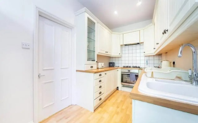 Amazing 1bd in Victorian House - Lewisham Park