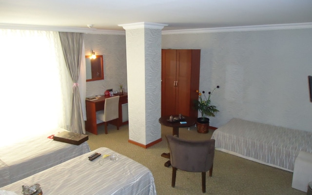 Grand Merin Airport Hotel