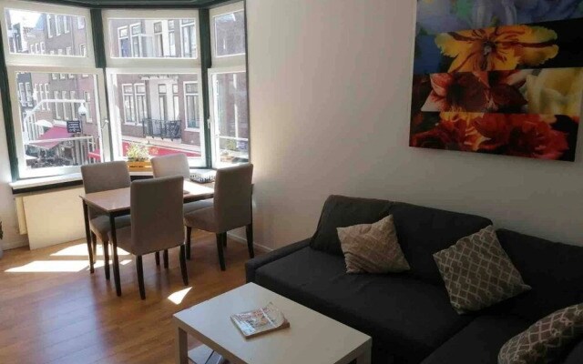 Room Charlotte 1...