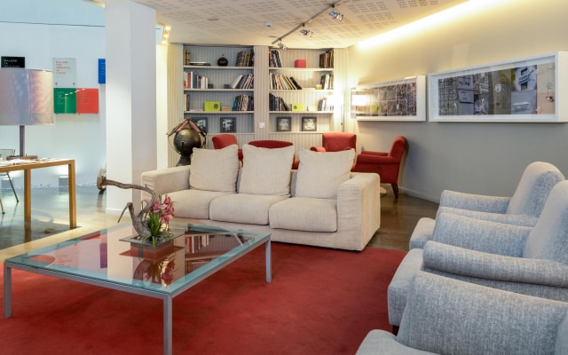 Отель Sercotel Amister Art