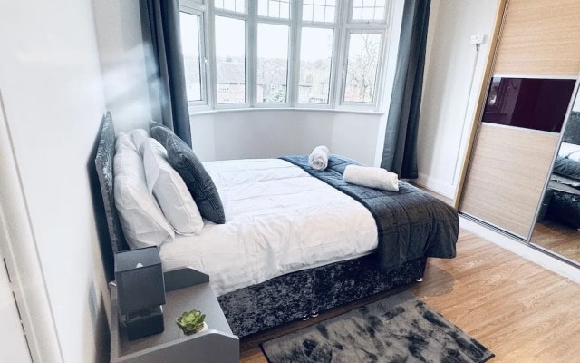 Impeccable 3-bed House in Nottingham Central