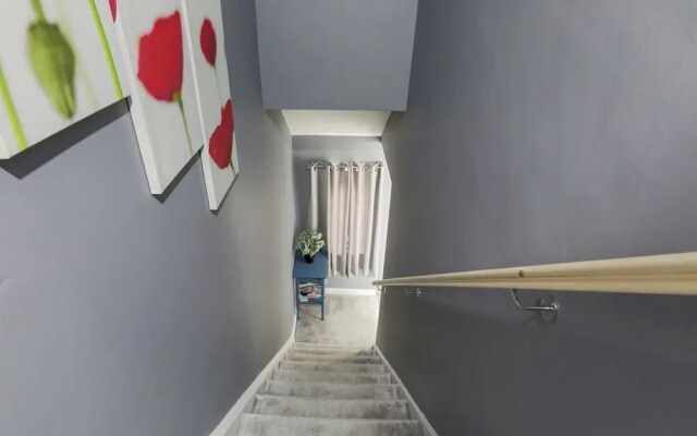 House -sleeps 8, Parking, Suitable for Contractors
