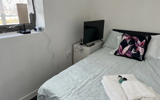 MJ apartment