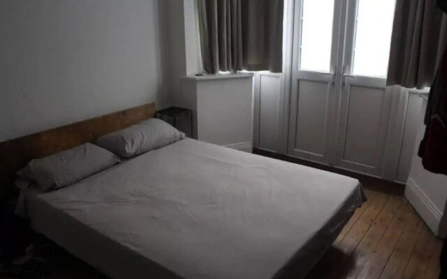 2 Bedroom Flat on Peckham Rye Common