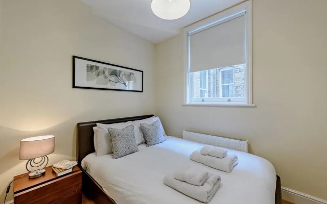Spacious 3 Bedroom Apartment in Hammersmith