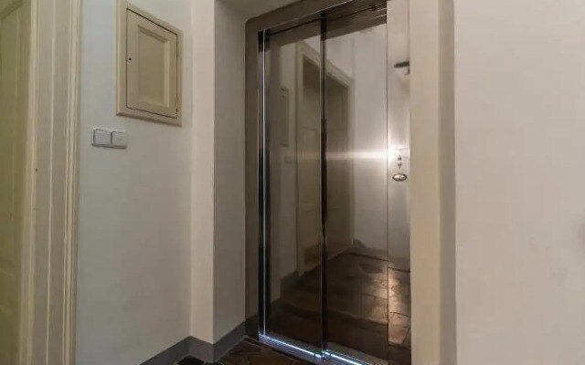 Mighty Prague Apartments
