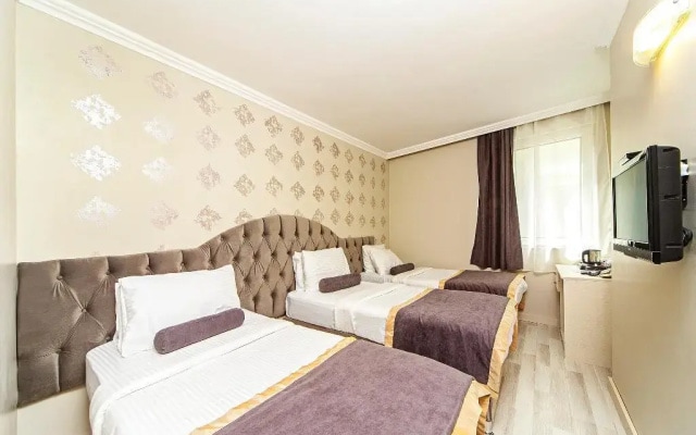Mineo Hotel