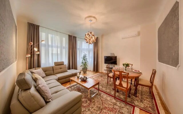 PragueOne Apartment,A/C,Terrace