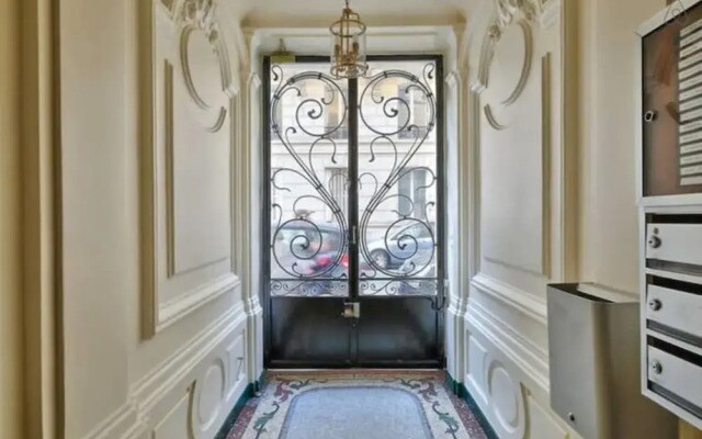 Cozy 2BR Flat in Charming Auteuil