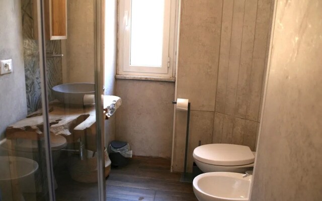 Spacious Apartment in Rome near Sea