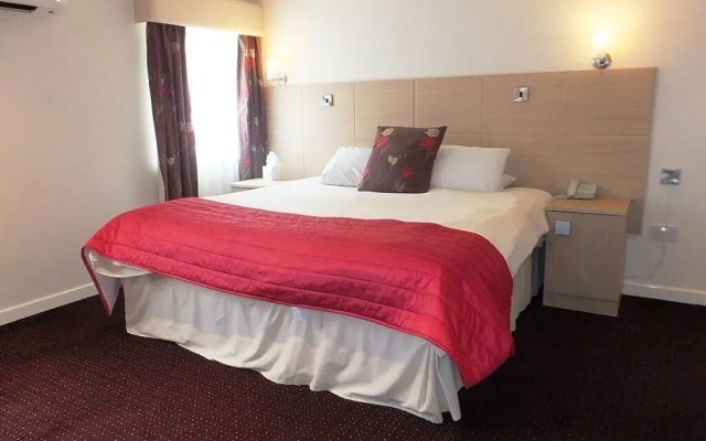 Cambridge Hotel Waterfront