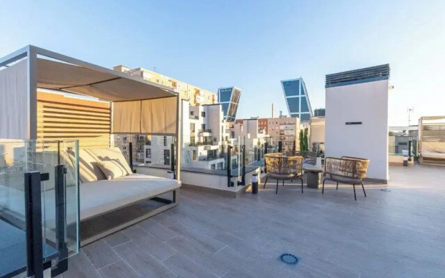 Student Only Plaza Castilla
