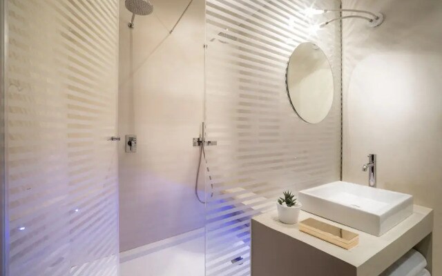 Marco Aurelio Suites