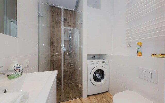 Bliska Wola Etap C by ShortStayPoland