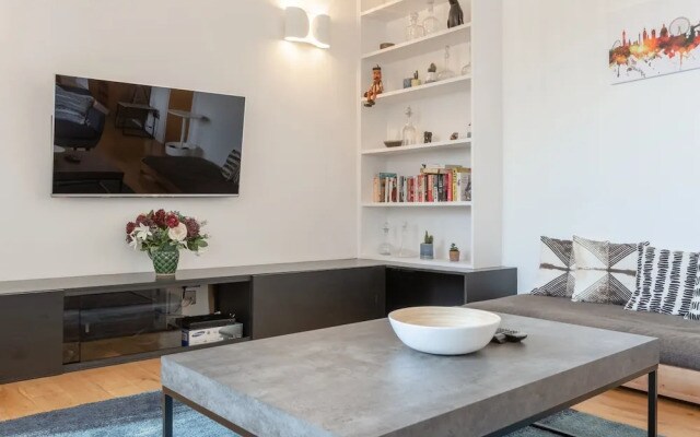 2 Bedroom Loft Near Edgware Road