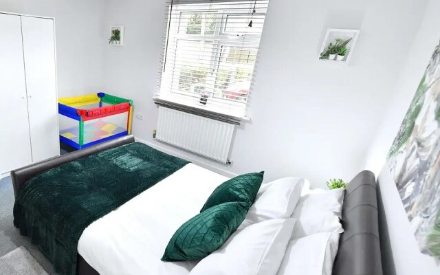 Clapham Junction - 2 Bedroom Apartment