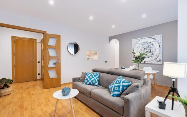 Lodging Apartments Villa de Gracia 2 bedroom cozy apartment