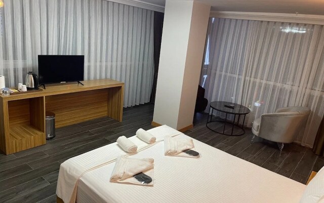 Waves Hotel