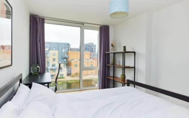 The Graham Park Hideout - Breathtaking 2BDR Flat with Balcony