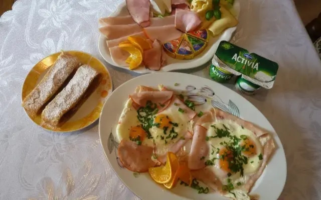 Green Apartment