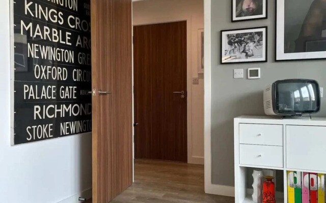 Chic 1 Bedroom Apartment Near Tooting Broadway
