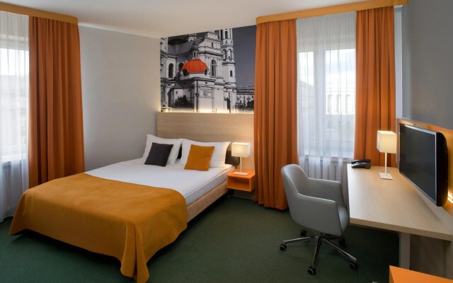 Отель MDM Warsaw