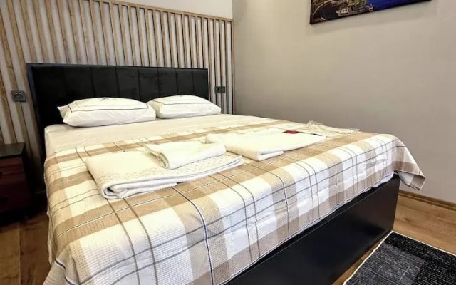 Pera Port Lounge Hotel