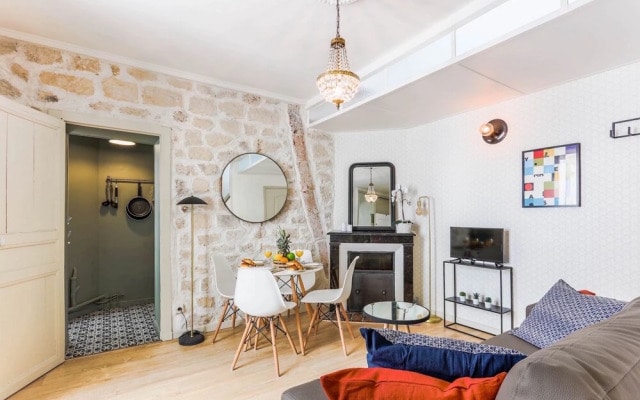 Eiffel Tower - Champ de Mars Apartment