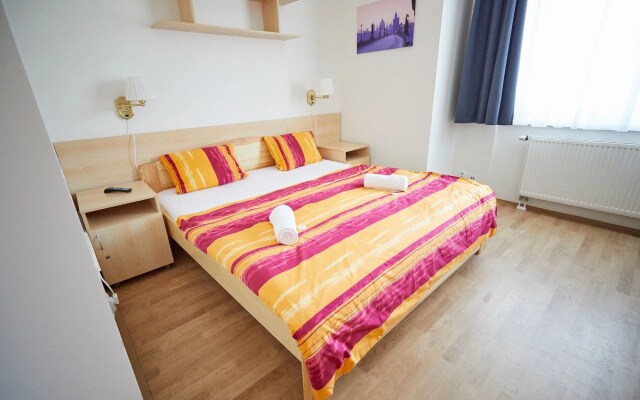 University Hotel