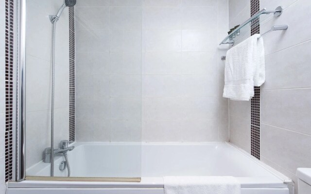 Lovely 1BR Flat Overlooking Southwark Park