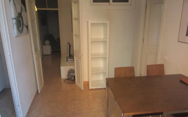 Apartaments Clot Sant Martí