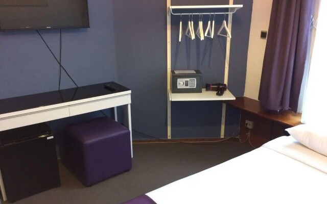 Hotel Bellington