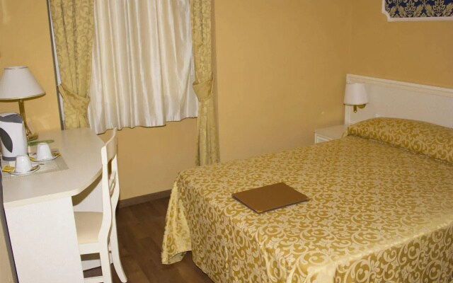 DG Prestige Room