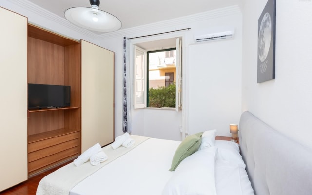 Rental in Rome Faleria Second Apartment