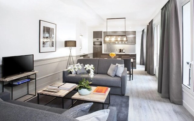 Luxury 2BDR Opera I by Livinparis