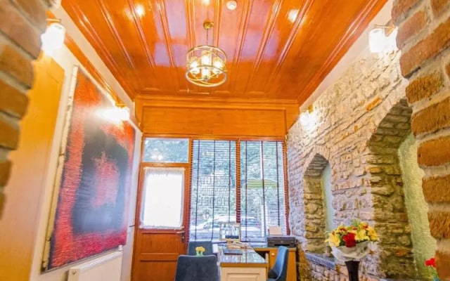 Acacia Mansion Hotel