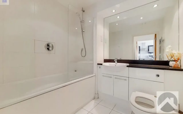 Adriatic One Bed and Bath  Apartment