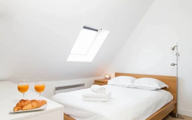 Central Paris - City Views Apartment