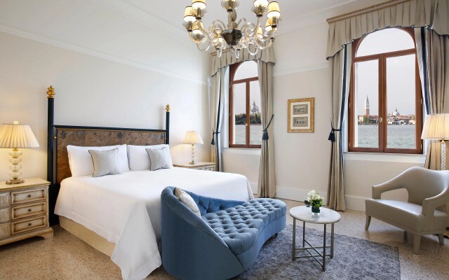 Отель San Clemente Palace Venice