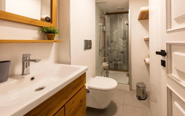 Bguest Pera Suites