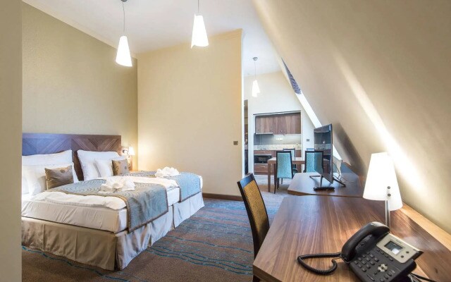 Merchant's Crown Suites and Spa