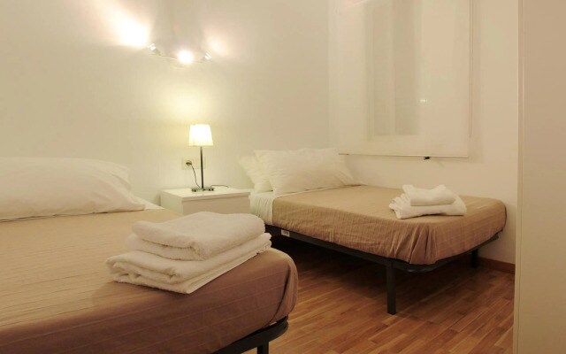 Alguera Apartments Napols