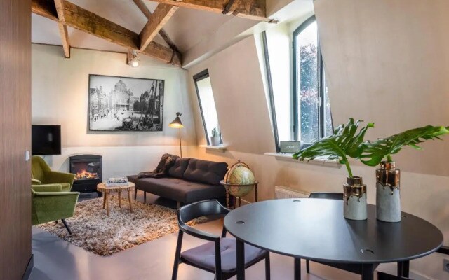 V Lofts