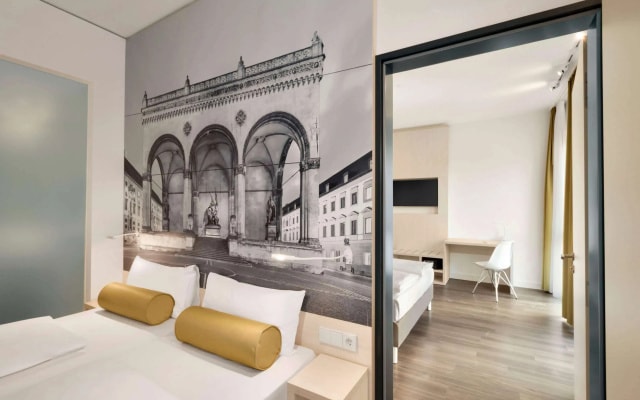 Super 8 by Wyndham Munich City North
