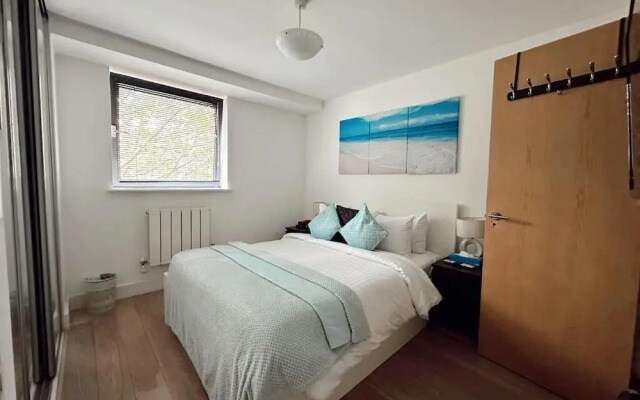 Canary Wharf Apartments