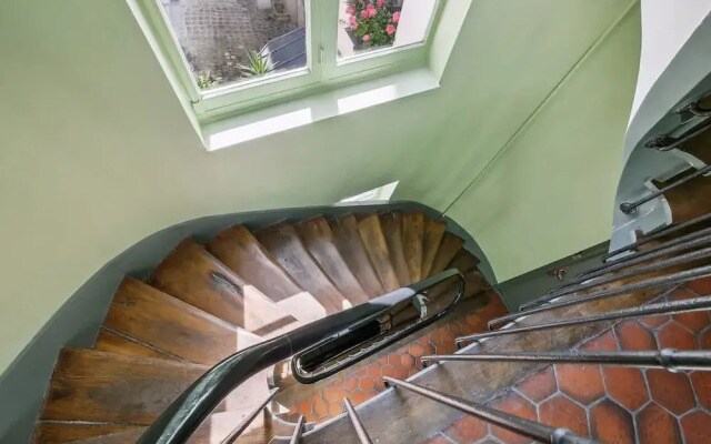 Studio at the Heart of the Marais Rue des Rosiers