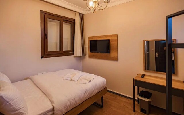 Grand Balyan Hotel & Restaurant