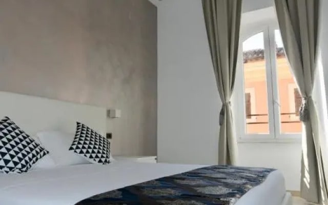 Rose Suite
